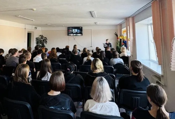 Тематическая беседа по профилактике суицида в молодежной среде