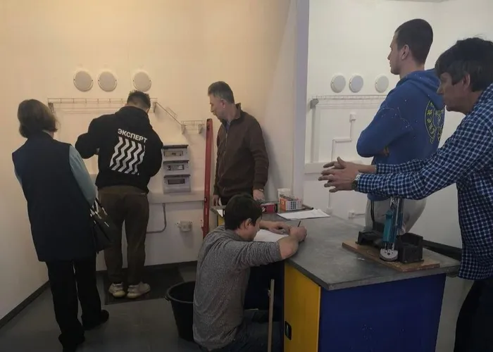 photo_2025-12-12_18-02-08